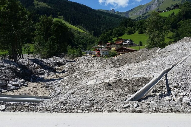Unwetter: Alpental abgeschnitten