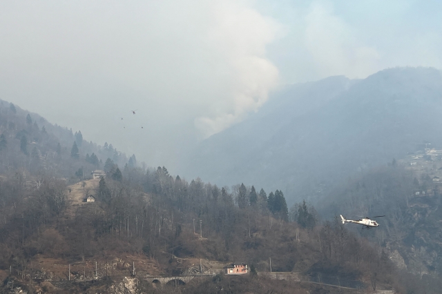 Schweiz und Italien: Waldbrände