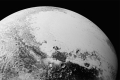 Pluto: Neue hochaufgelöste Fotos