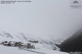 Alpen: Schnee bis weit herunter